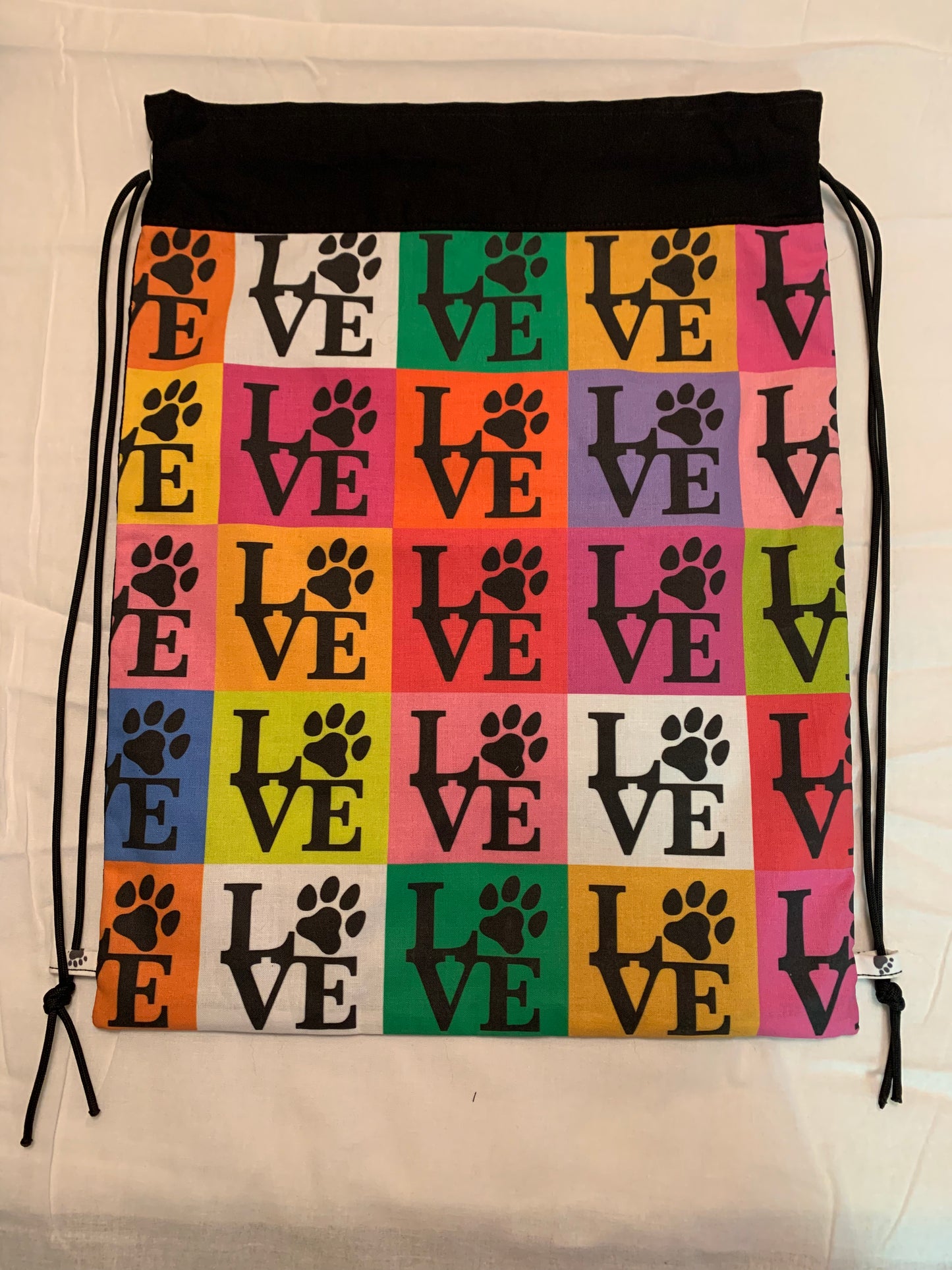 Love Pop Art Dog Drawstring Backpack
