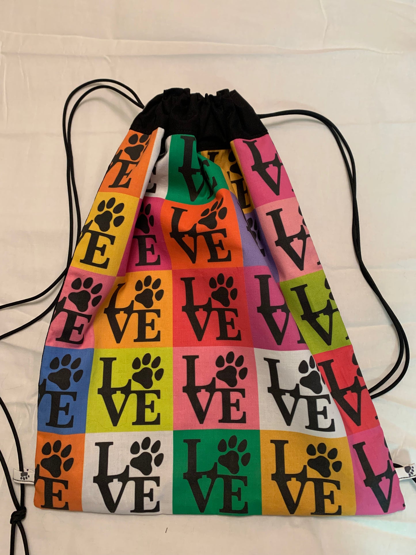 Love Pop Art Dog Drawstring Backpack